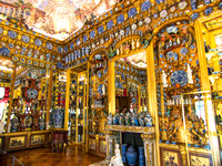 The porcelain collection